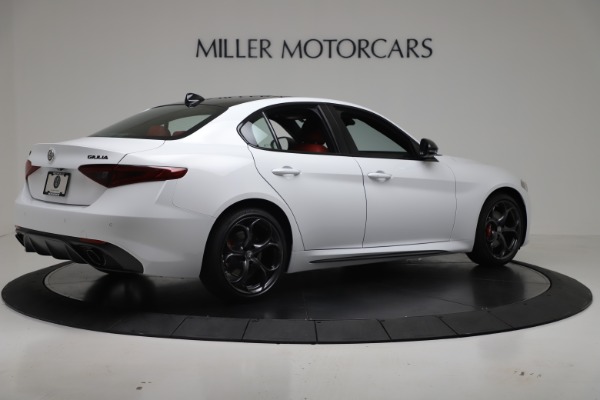 New 2019 Alfa Romeo Giulia Ti Sport Carbon Q4 for sale Sold at Alfa Romeo of Greenwich in Greenwich CT 06830 8