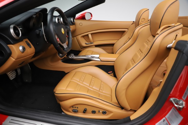 Used 2013 Ferrari California 30 for sale Sold at Alfa Romeo of Greenwich in Greenwich CT 06830 20