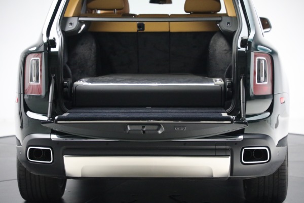 Used 2020 Rolls-Royce Cullinan for sale Sold at Alfa Romeo of Greenwich in Greenwich CT 06830 18