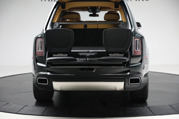 Used 2020 Rolls-Royce Cullinan for sale Sold at Alfa Romeo of Greenwich in Greenwich CT 06830 20