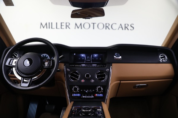 Used 2020 Rolls-Royce Cullinan for sale Sold at Alfa Romeo of Greenwich in Greenwich CT 06830 4