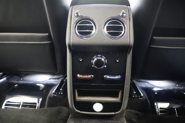 Used 2020 Rolls-Royce Cullinan for sale Call for price at Alfa Romeo of Greenwich in Greenwich CT 06830 24
