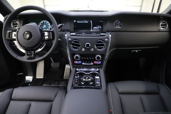 Used 2020 Rolls-Royce Cullinan for sale Call for price at Alfa Romeo of Greenwich in Greenwich CT 06830 4