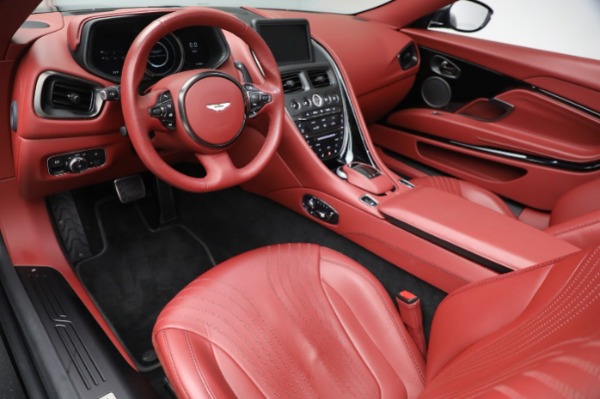 Used 2020 Aston Martin DB11 Volante Convertible for sale $147,900 at Alfa Romeo of Greenwich in Greenwich CT 06830 19