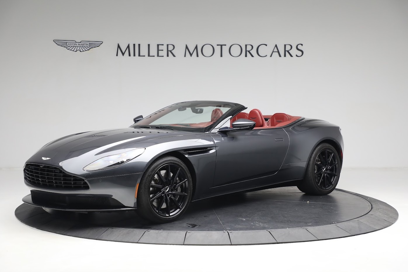 Used 2020 Aston Martin DB11 Volante Convertible for sale $147,900 at Alfa Romeo of Greenwich in Greenwich CT 06830 1