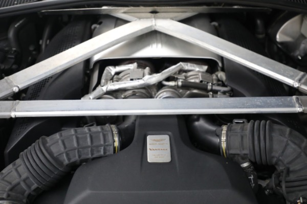 Used 2020 Aston Martin Vantage Coupe for sale $105,900 at Alfa Romeo of Greenwich in Greenwich CT 06830 27