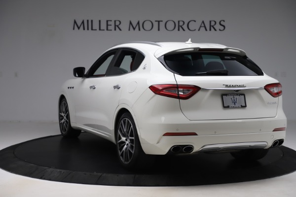 Used 2017 Maserati Levante S for sale Sold at Alfa Romeo of Greenwich in Greenwich CT 06830 5