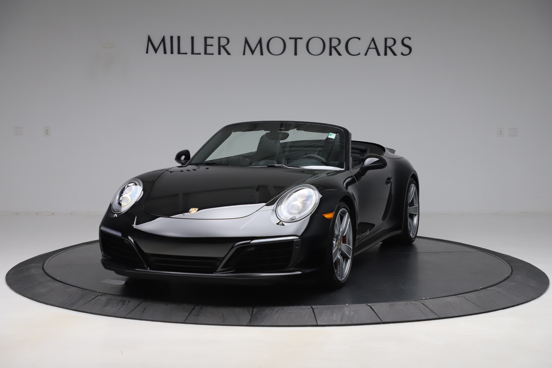 Used 2017 Porsche 911 Carrera 4S for sale Sold at Alfa Romeo of Greenwich in Greenwich CT 06830 1