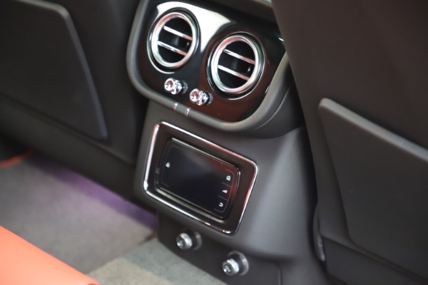 New 2020 Bentley Bentayga V8 for sale Sold at Alfa Romeo of Greenwich in Greenwich CT 06830 27