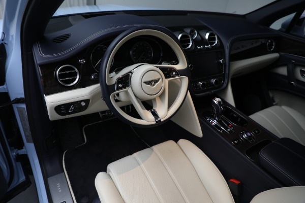 Used 2020 Bentley Bentayga V8 for sale $129,900 at Alfa Romeo of Greenwich in Greenwich CT 06830 28
