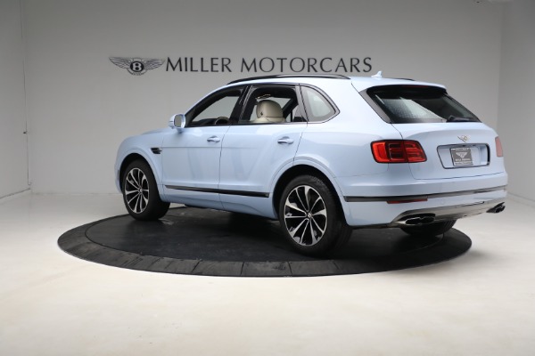 Used 2020 Bentley Bentayga V8 for sale $129,900 at Alfa Romeo of Greenwich in Greenwich CT 06830 6