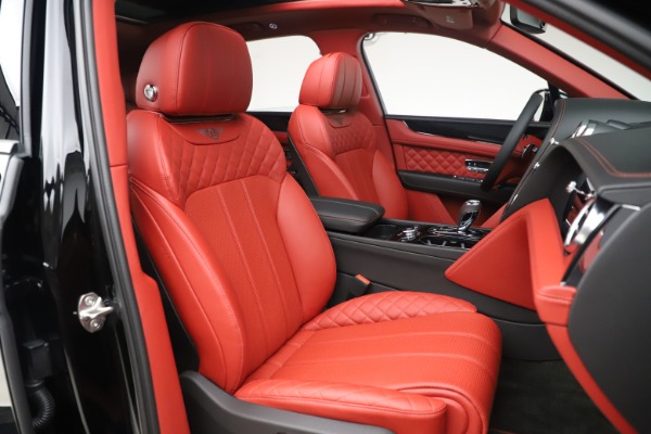 Used 2020 Bentley Bentayga V8 for sale $154,900 at Alfa Romeo of Greenwich in Greenwich CT 06830 26