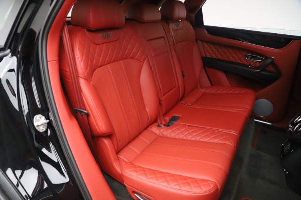 Used 2020 Bentley Bentayga V8 for sale $154,900 at Alfa Romeo of Greenwich in Greenwich CT 06830 28