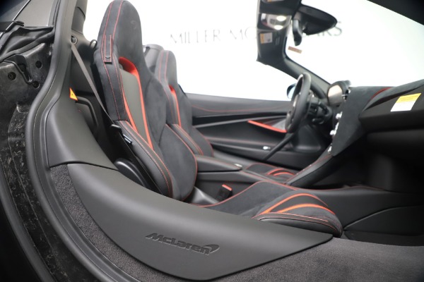 Used 2020 McLaren 720S Spider for sale Sold at Alfa Romeo of Greenwich in Greenwich CT 06830 27