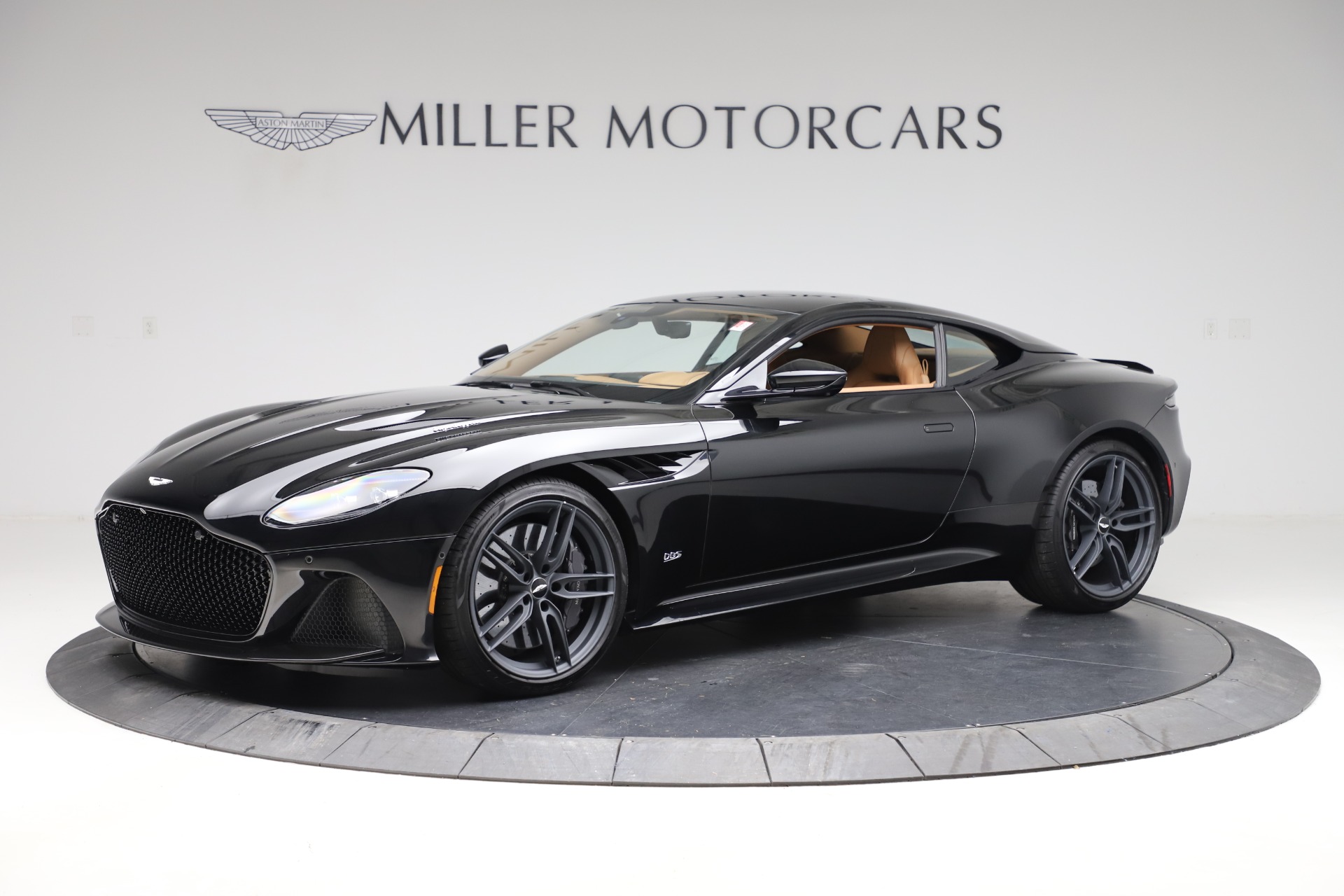 New 2019 Aston Martin DBS Superleggera Coupe for sale Sold at Alfa Romeo of Greenwich in Greenwich CT 06830 1