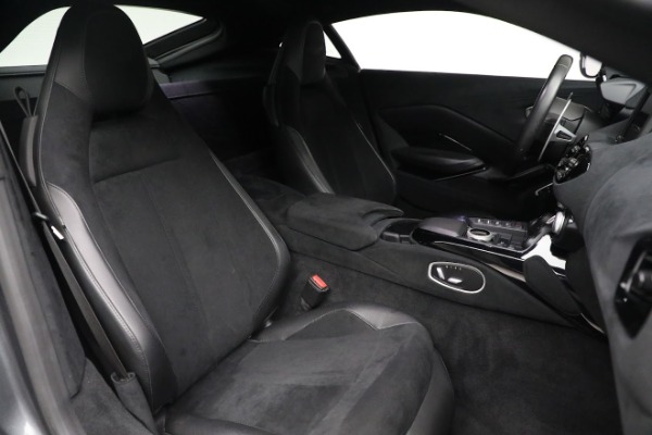 Used 2020 Aston Martin Vantage Coupe for sale $103,900 at Alfa Romeo of Greenwich in Greenwich CT 06830 22