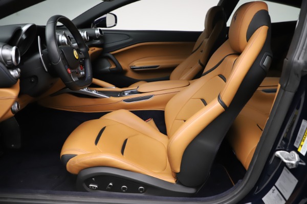 Used 2017 Ferrari GTC4Lusso for sale $231,900 at Alfa Romeo of Greenwich in Greenwich CT 06830 14