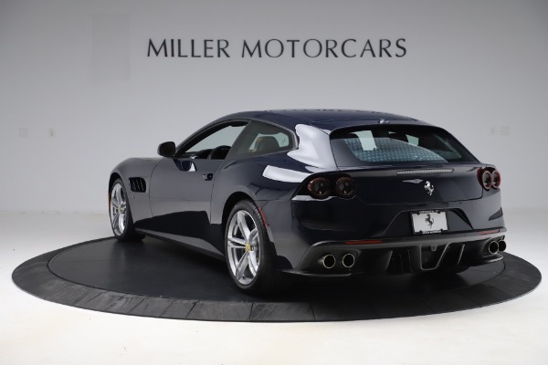 Used 2017 Ferrari GTC4Lusso for sale $238,900 at Alfa Romeo of Greenwich in Greenwich CT 06830 5