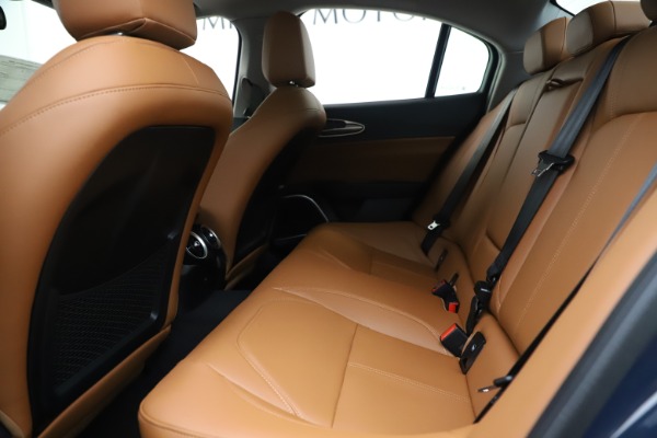 New 2019 Alfa Romeo Giulia Q4 for sale Sold at Alfa Romeo of Greenwich in Greenwich CT 06830 19
