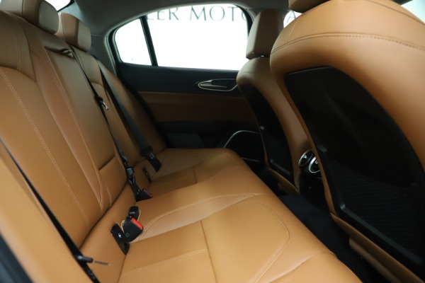 New 2019 Alfa Romeo Giulia Q4 for sale Sold at Alfa Romeo of Greenwich in Greenwich CT 06830 26