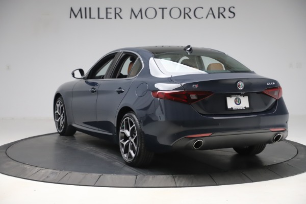 New 2019 Alfa Romeo Giulia Q4 for sale Sold at Alfa Romeo of Greenwich in Greenwich CT 06830 5