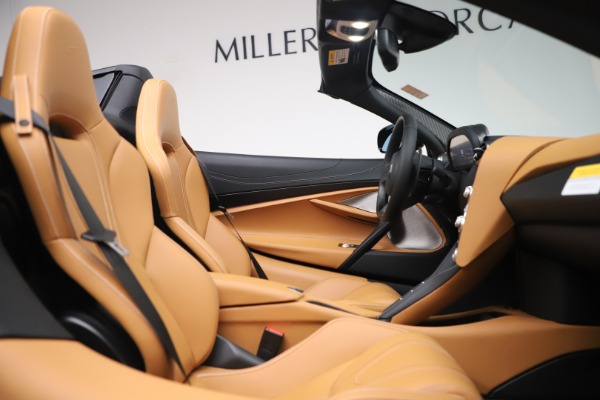New 2020 McLaren 720S Spider Convertible for sale Sold at Alfa Romeo of Greenwich in Greenwich CT 06830 27