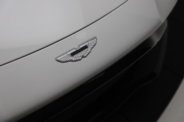 New 2020 Aston Martin Vantage Coupe for sale Sold at Alfa Romeo of Greenwich in Greenwich CT 06830 26