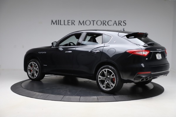 New 2019 Maserati Levante Q4 GranSport for sale Sold at Alfa Romeo of Greenwich in Greenwich CT 06830 4