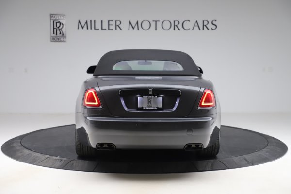 Used 2017 Rolls-Royce Dawn for sale Sold at Alfa Romeo of Greenwich in Greenwich CT 06830 17