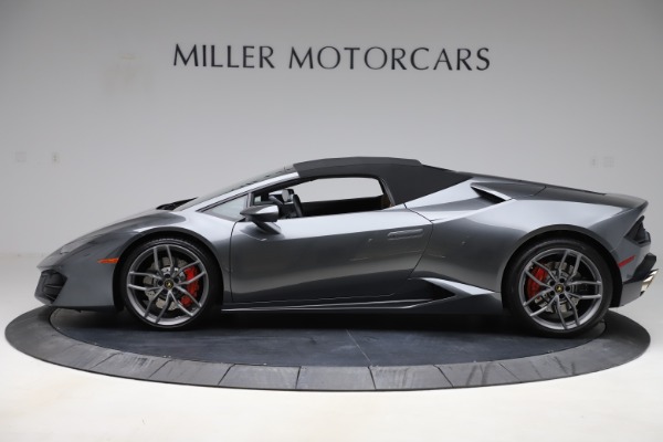 Used 2018 Lamborghini Huracan LP 580-2 Spyder for sale Sold at Alfa Romeo of Greenwich in Greenwich CT 06830 14