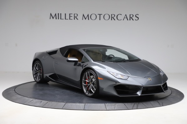 Used 2018 Lamborghini Huracan LP 580-2 Spyder for sale Sold at Alfa Romeo of Greenwich in Greenwich CT 06830 16