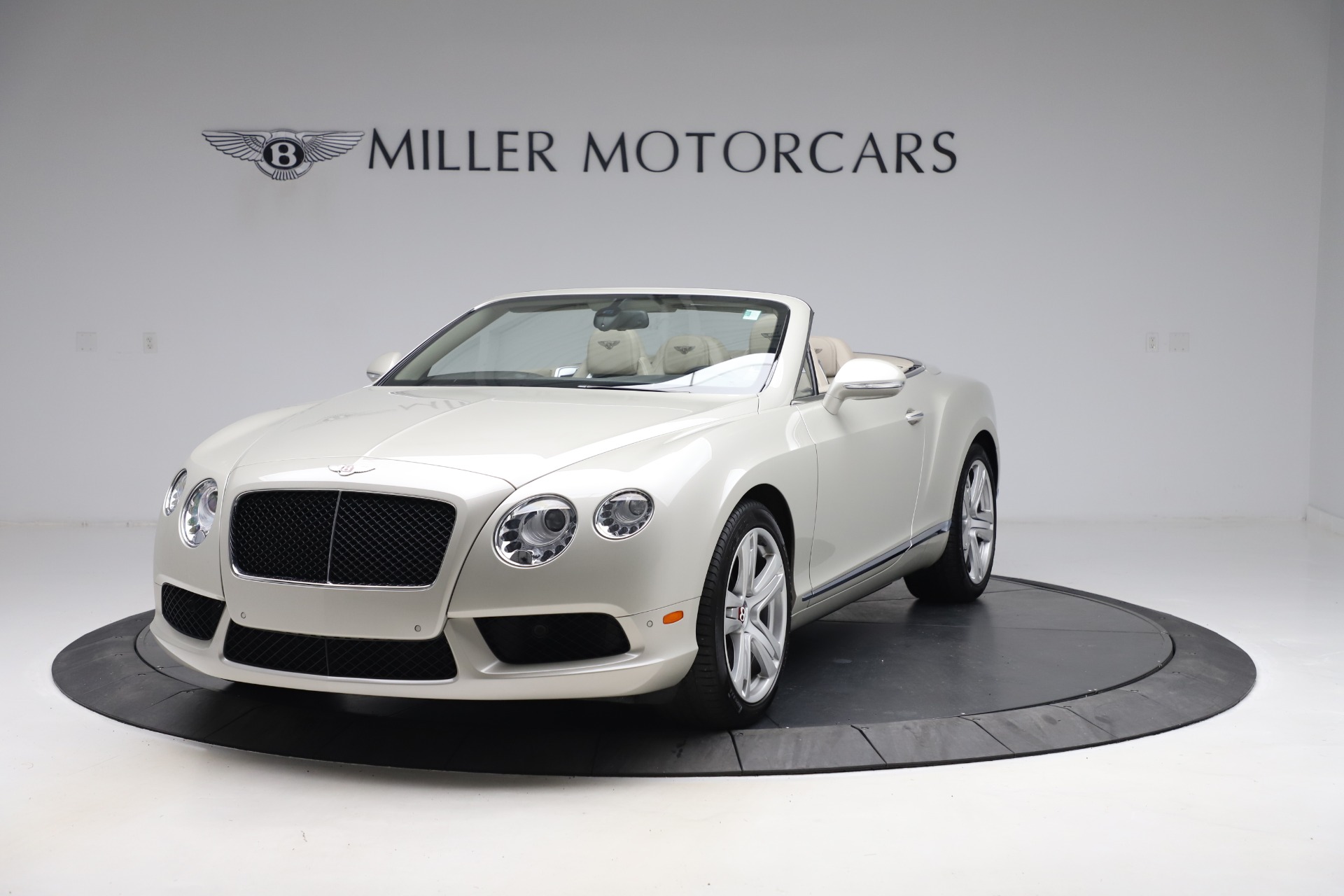Used 2015 Bentley Continental GTC V8 for sale Sold at Alfa Romeo of Greenwich in Greenwich CT 06830 1