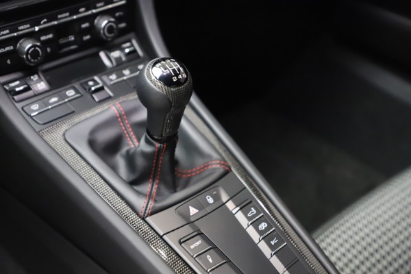 Used 2016 Porsche 911 R for sale Sold at Alfa Romeo of Greenwich in Greenwich CT 06830 19