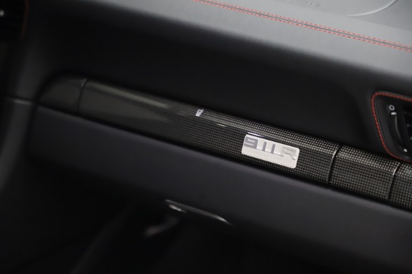 Used 2016 Porsche 911 R for sale Sold at Alfa Romeo of Greenwich in Greenwich CT 06830 23