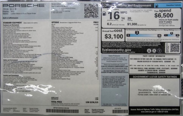 Used 2016 Porsche 911 R for sale Sold at Alfa Romeo of Greenwich in Greenwich CT 06830 25