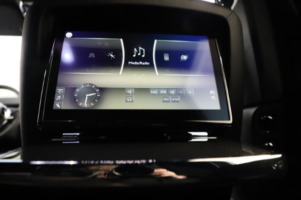 New 2020 Rolls-Royce Cullinan Black Badge for sale $451,625 at Alfa Romeo of Greenwich in Greenwich CT 06830 26