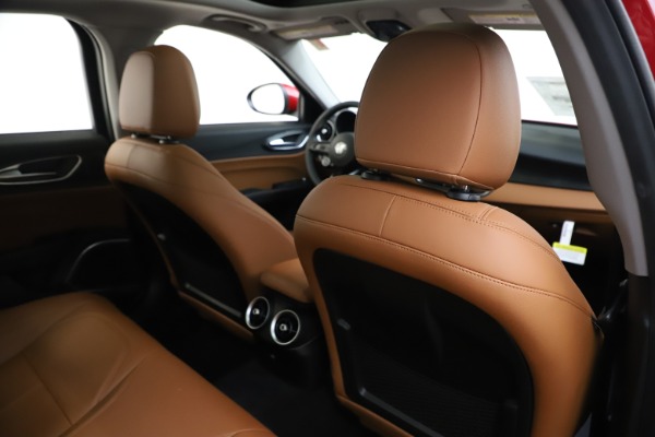 New 2020 Alfa Romeo Giulia Q4 for sale $45,740 at Alfa Romeo of Greenwich in Greenwich CT 06830 28