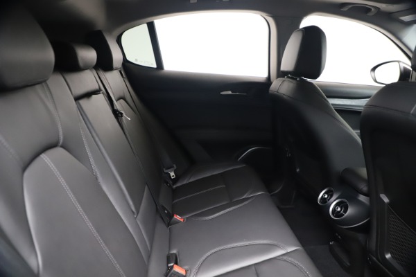 New 2020 Alfa Romeo Stelvio Q4 for sale Sold at Alfa Romeo of Greenwich in Greenwich CT 06830 27