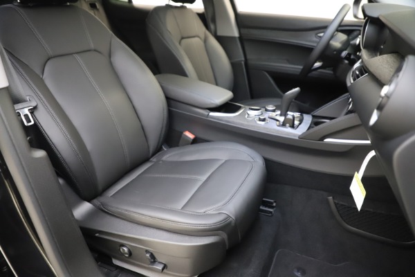 New 2020 Alfa Romeo Stelvio Q4 for sale Sold at Alfa Romeo of Greenwich in Greenwich CT 06830 24