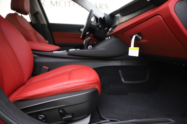 New 2020 Alfa Romeo Giulia Q4 for sale $45,740 at Alfa Romeo of Greenwich in Greenwich CT 06830 23