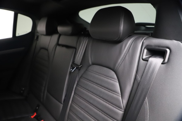 New 2020 Alfa Romeo Stelvio Ti Sport Q4 for sale Sold at Alfa Romeo of Greenwich in Greenwich CT 06830 21