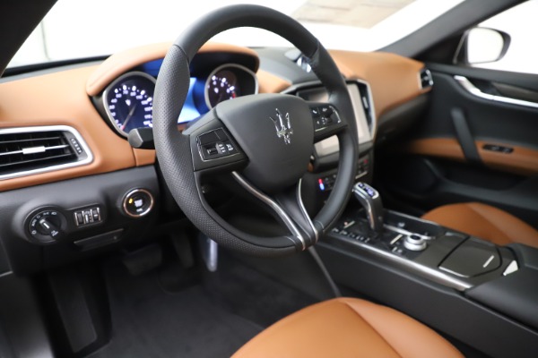 New 2020 Maserati Ghibli S Q4 for sale Sold at Alfa Romeo of Greenwich in Greenwich CT 06830 13