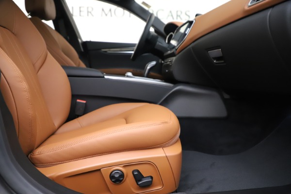New 2020 Maserati Ghibli S Q4 for sale Sold at Alfa Romeo of Greenwich in Greenwich CT 06830 23