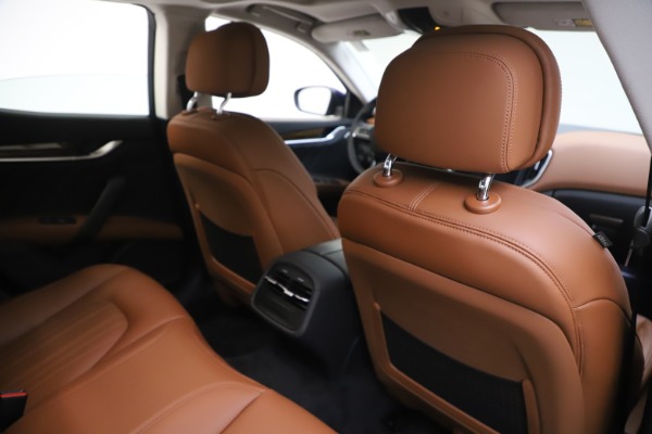 New 2020 Maserati Ghibli S Q4 GranLusso for sale $89,535 at Alfa Romeo of Greenwich in Greenwich CT 06830 28