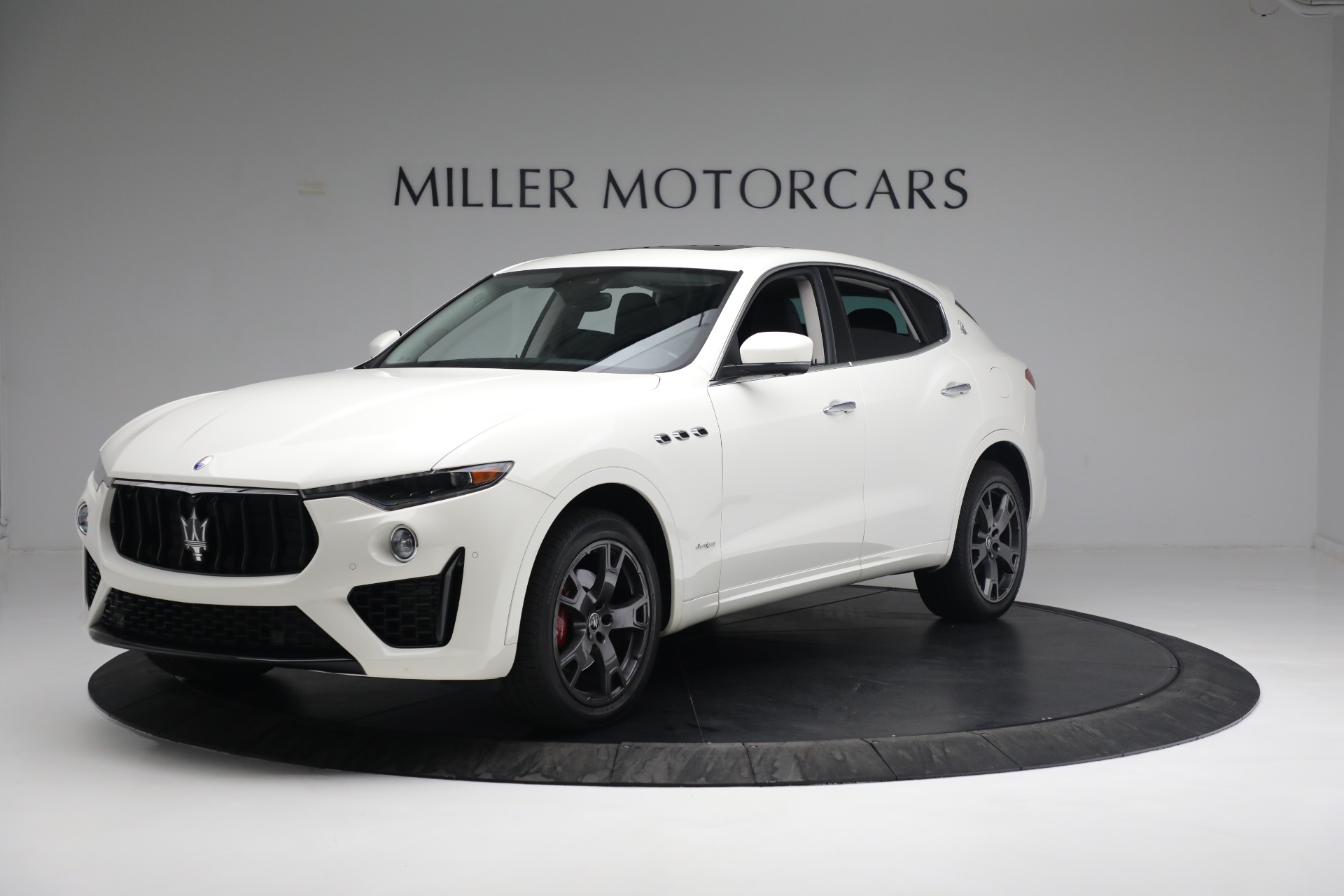 Used 2020 Maserati Levante Q4 GranSport for sale Sold at Alfa Romeo of Greenwich in Greenwich CT 06830 1