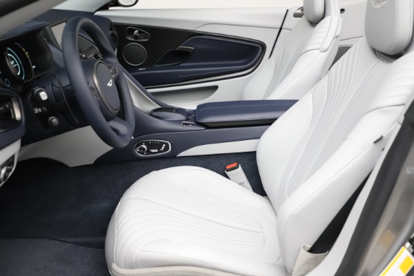 New 2020 Aston Martin DB11 Volante Convertible for sale $271,161 at Alfa Romeo of Greenwich in Greenwich CT 06830 14