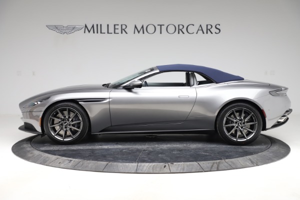New 2020 Aston Martin DB11 Volante Convertible for sale $271,161 at Alfa Romeo of Greenwich in Greenwich CT 06830 26