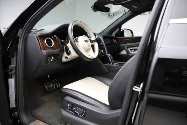 Used 2018 Bentley Bentayga Activity Edition for sale Sold at Alfa Romeo of Greenwich in Greenwich CT 06830 17