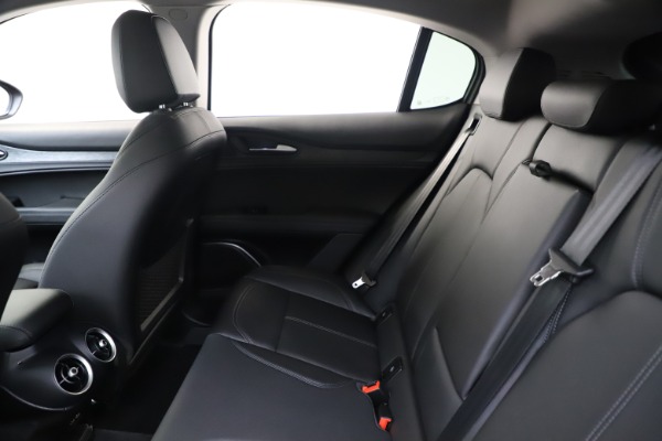 New 2020 Alfa Romeo Stelvio Sport Q4 for sale Sold at Alfa Romeo of Greenwich in Greenwich CT 06830 19