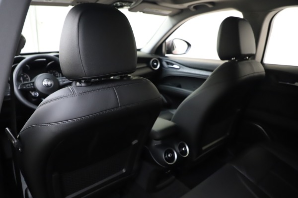 New 2020 Alfa Romeo Stelvio Sport Q4 for sale Sold at Alfa Romeo of Greenwich in Greenwich CT 06830 20